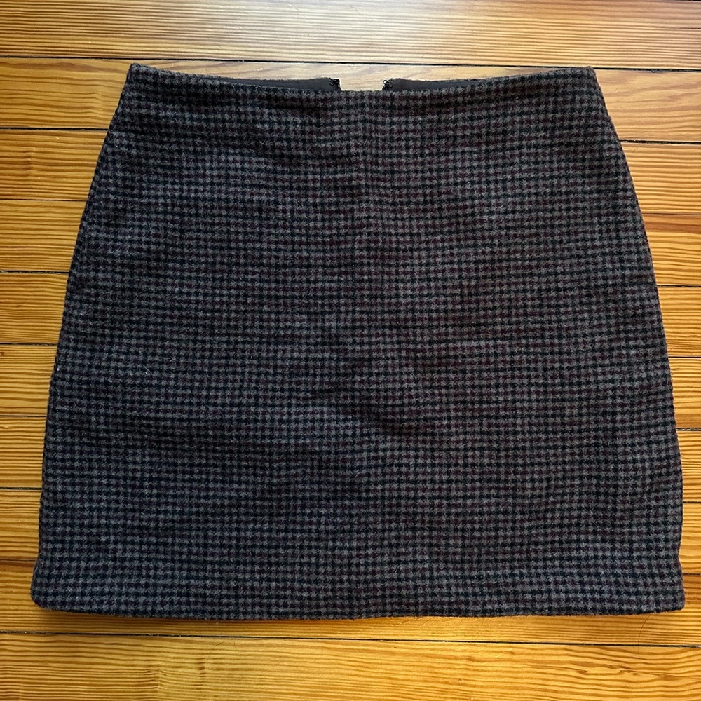 Uniqlo Wool Skirt - Women’s size 6